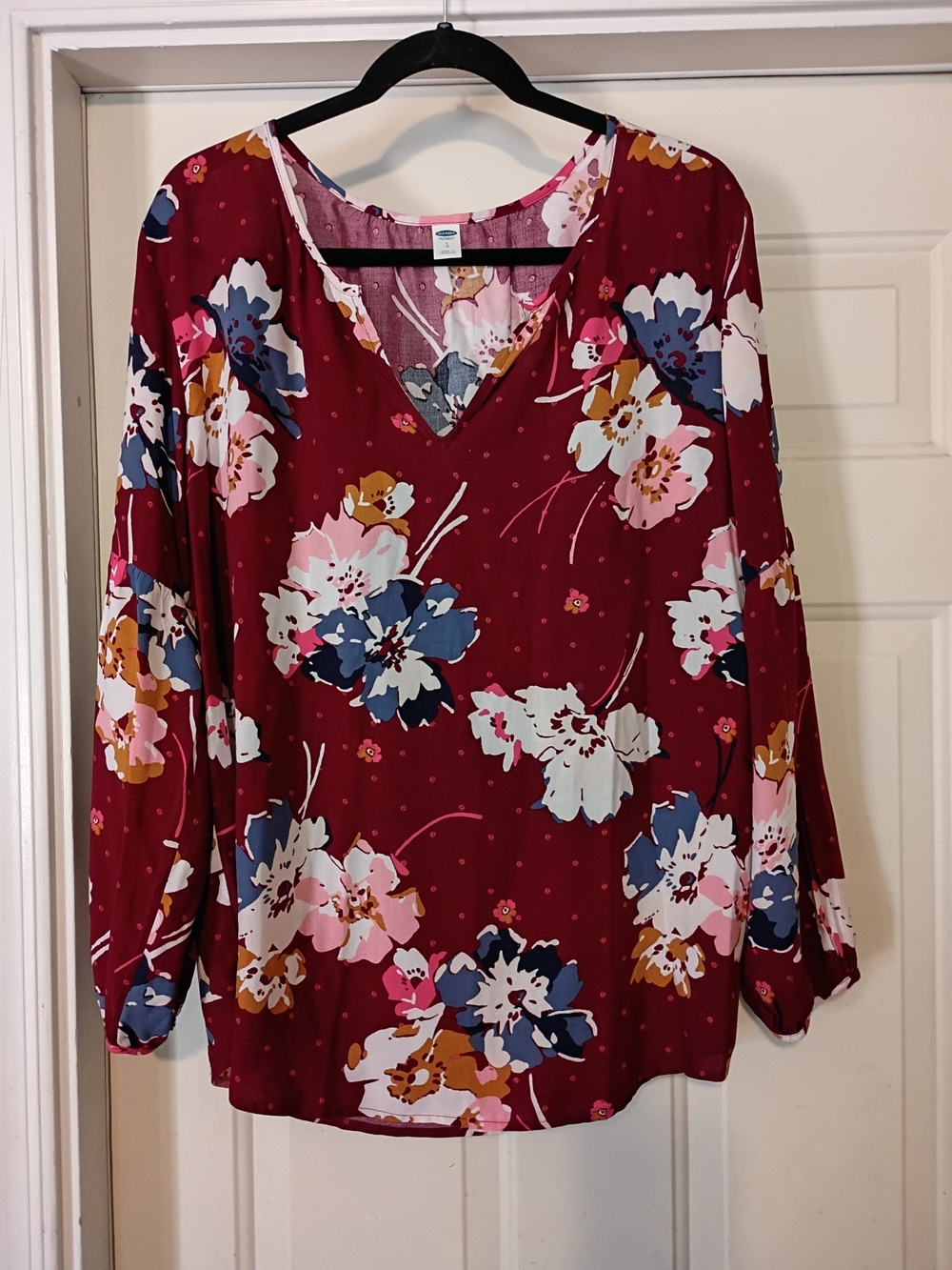 Old Navy Burgundy Floral V-Neck Blouse Minor Flaw-See Description Size Large